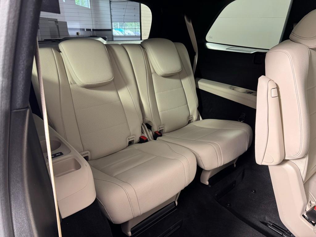 used 2025 Mercedes-Benz GLS 450 car, priced at $91,400