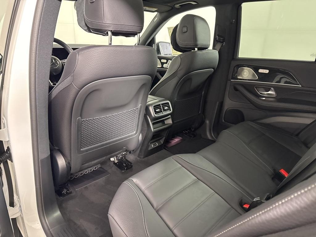 new 2026 Mercedes-Benz GLE 450 car, priced at $90,000