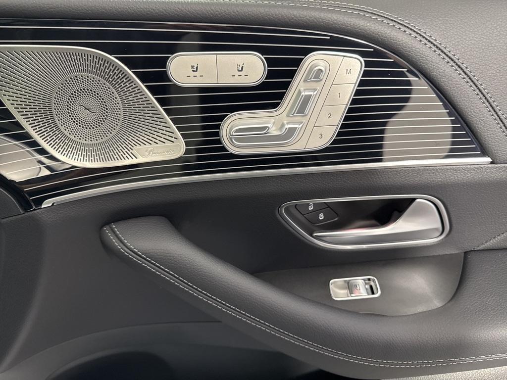 new 2026 Mercedes-Benz GLE 450 car, priced at $90,000