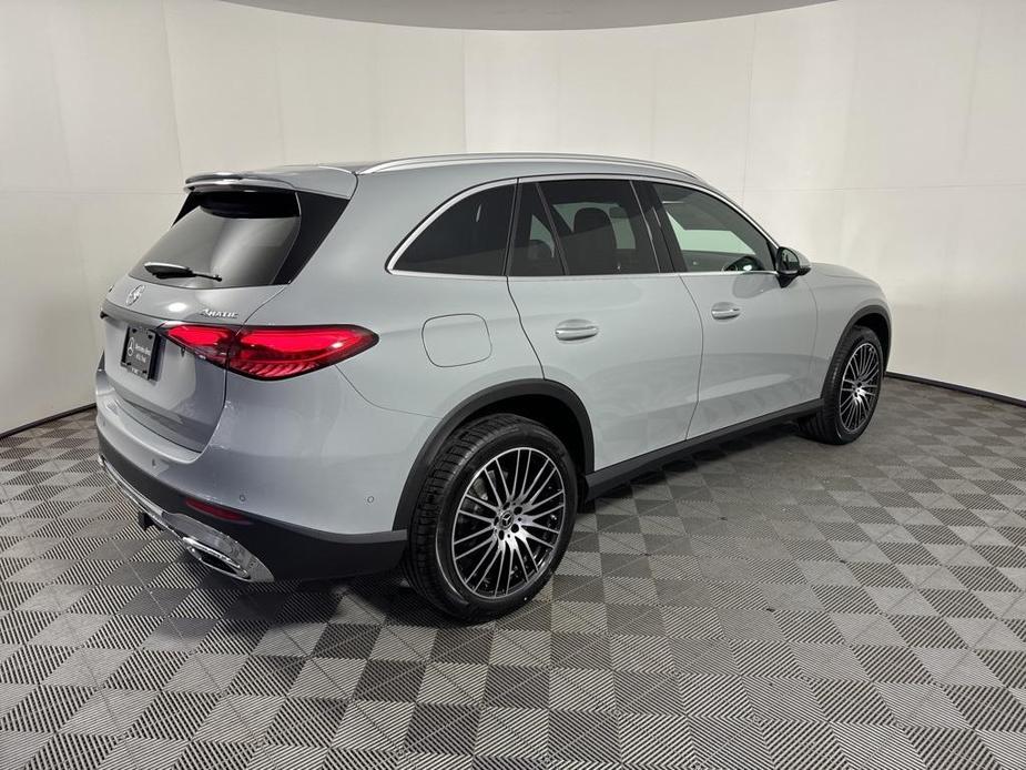 new 2025 Mercedes-Benz GLC 300 car, priced at $59,435