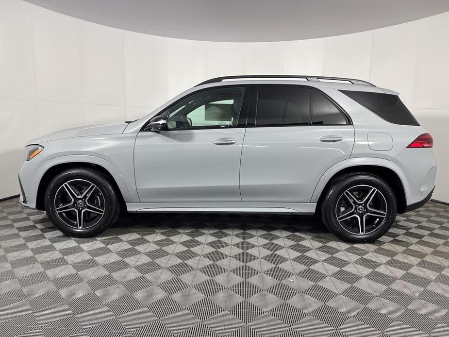 new 2025 Mercedes-Benz GLE 450e car, priced at $83,245