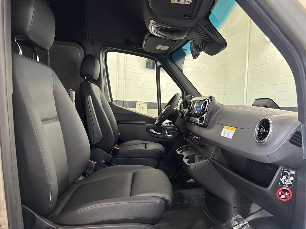 new 2025 Mercedes-Benz Sprinter 2500 car, priced at $85,975