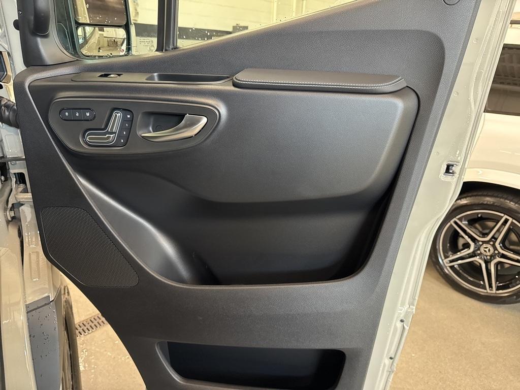new 2025 Mercedes-Benz Sprinter 2500 car, priced at $85,975
