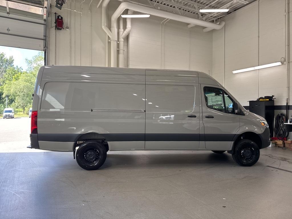 new 2025 Mercedes-Benz Sprinter 2500 car, priced at $85,975