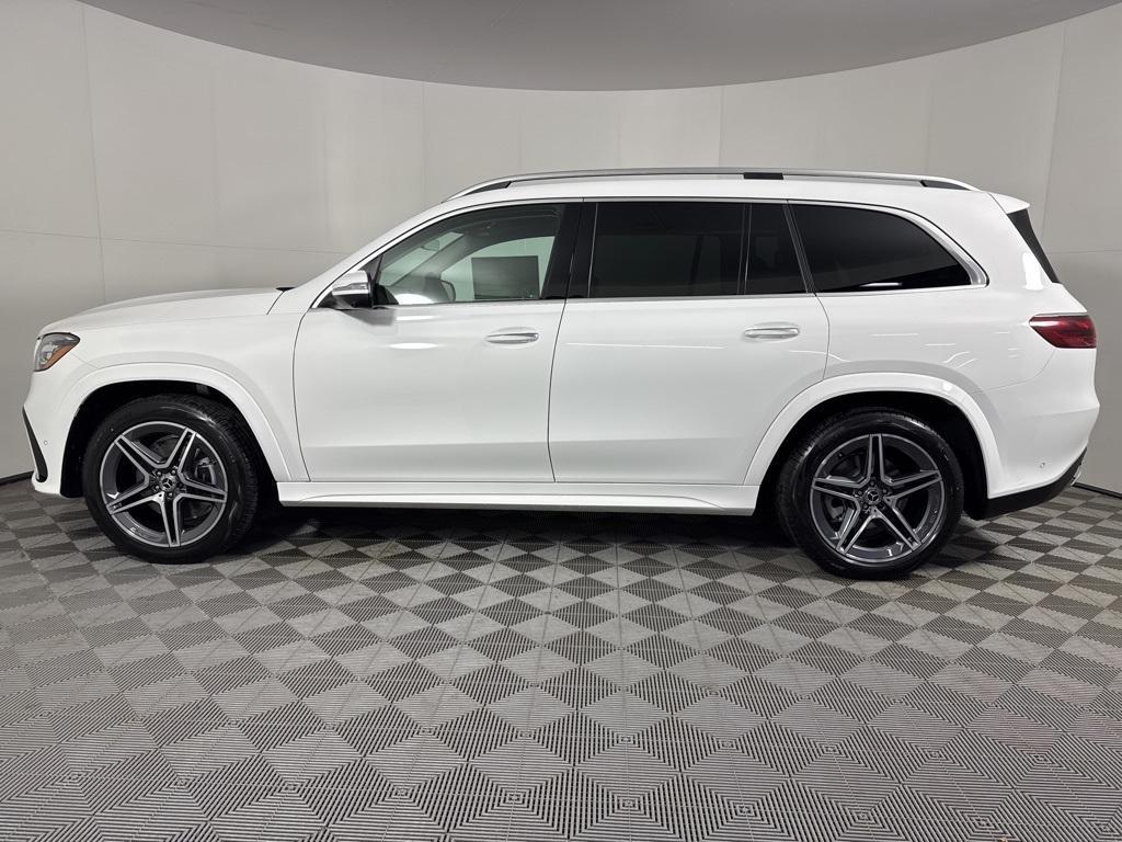 new 2025 Mercedes-Benz GLS 450 car, priced at $96,590