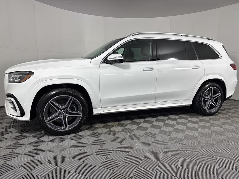 new 2025 Mercedes-Benz GLS 450 car, priced at $96,590