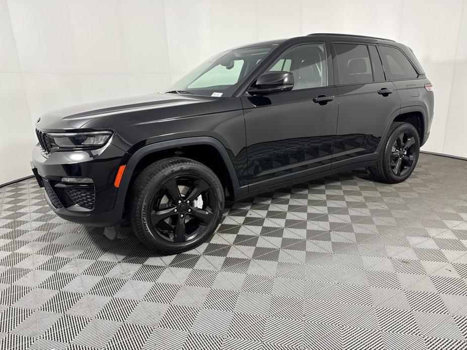 used 2023 Jeep Grand Cherokee car, priced at $35,987