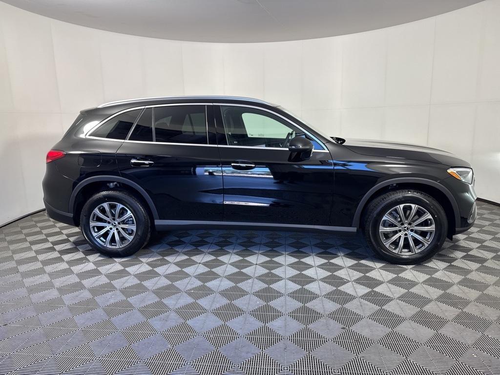 new 2025 Mercedes-Benz GLC 300 car, priced at $54,185