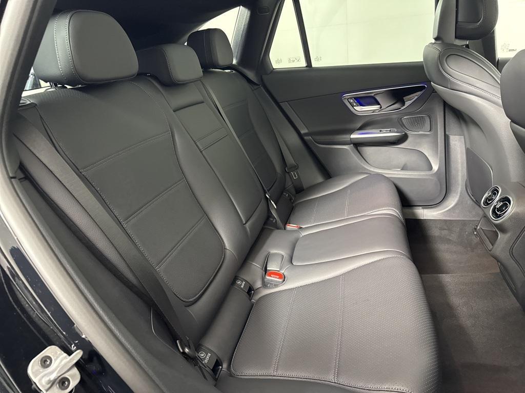 new 2025 Mercedes-Benz GLC 300 car, priced at $54,185