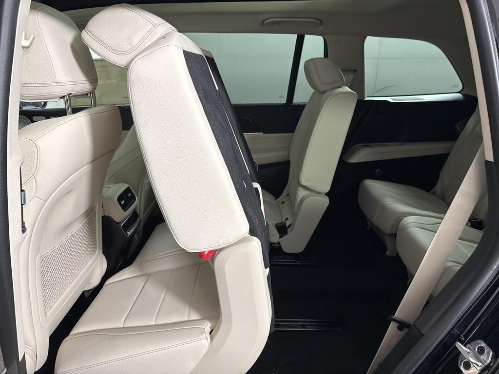 new 2026 Mercedes-Benz GLS 450 car, priced at $94,090