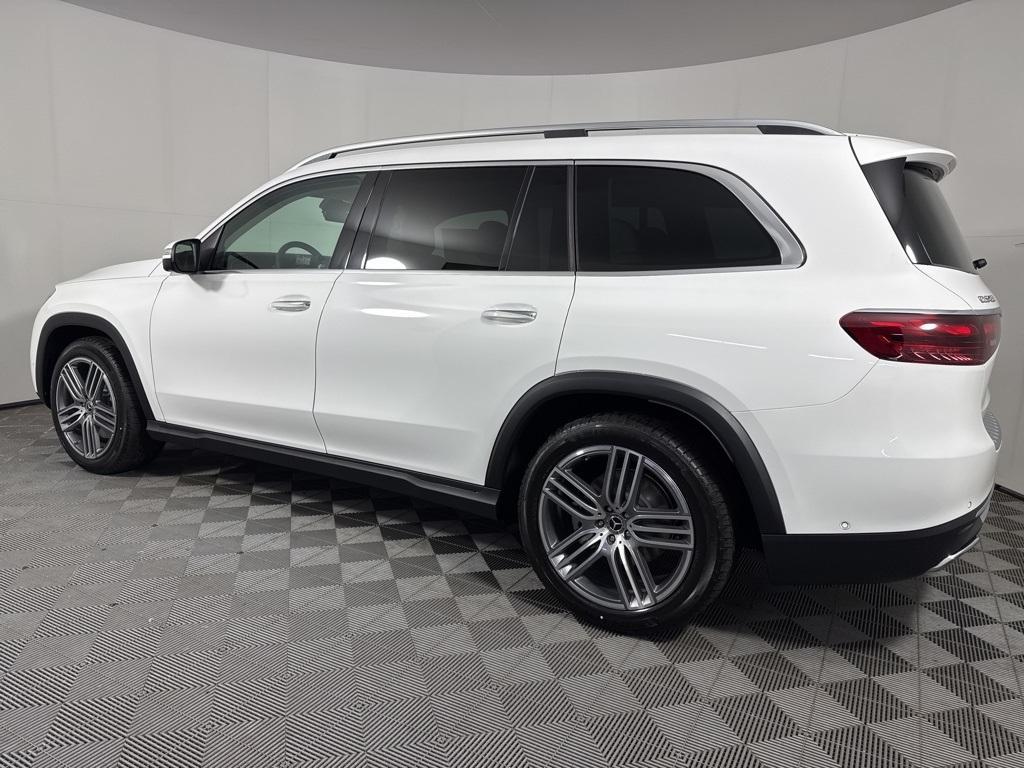 new 2025 Mercedes-Benz GLS 450 car, priced at $90,980