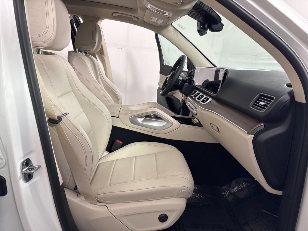 new 2025 Mercedes-Benz GLE 350 car, priced at $73,265