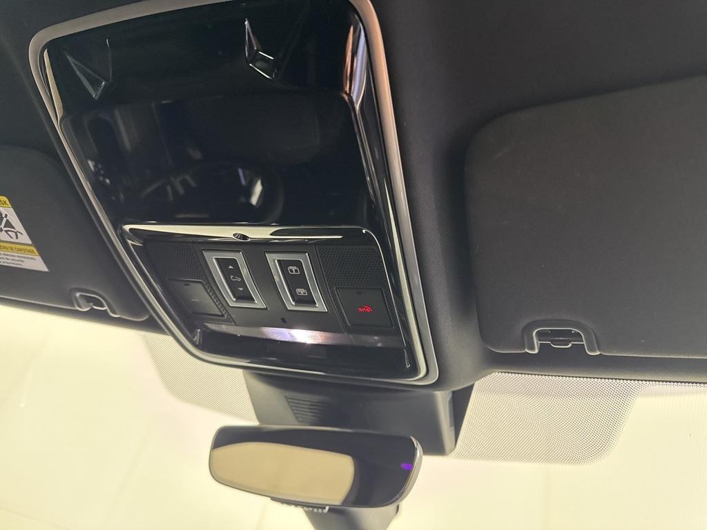 used 2019 Land Rover Range Rover car, priced at $28,929