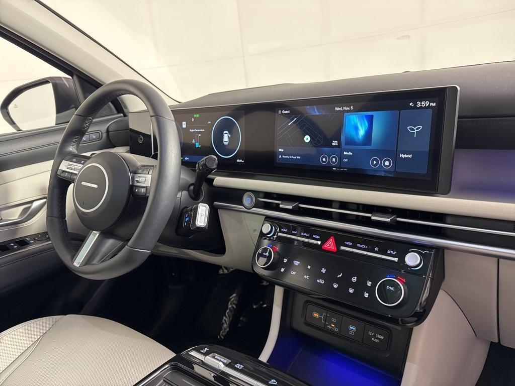 used 2025 Hyundai TUCSON Hybrid car, priced at $35,420