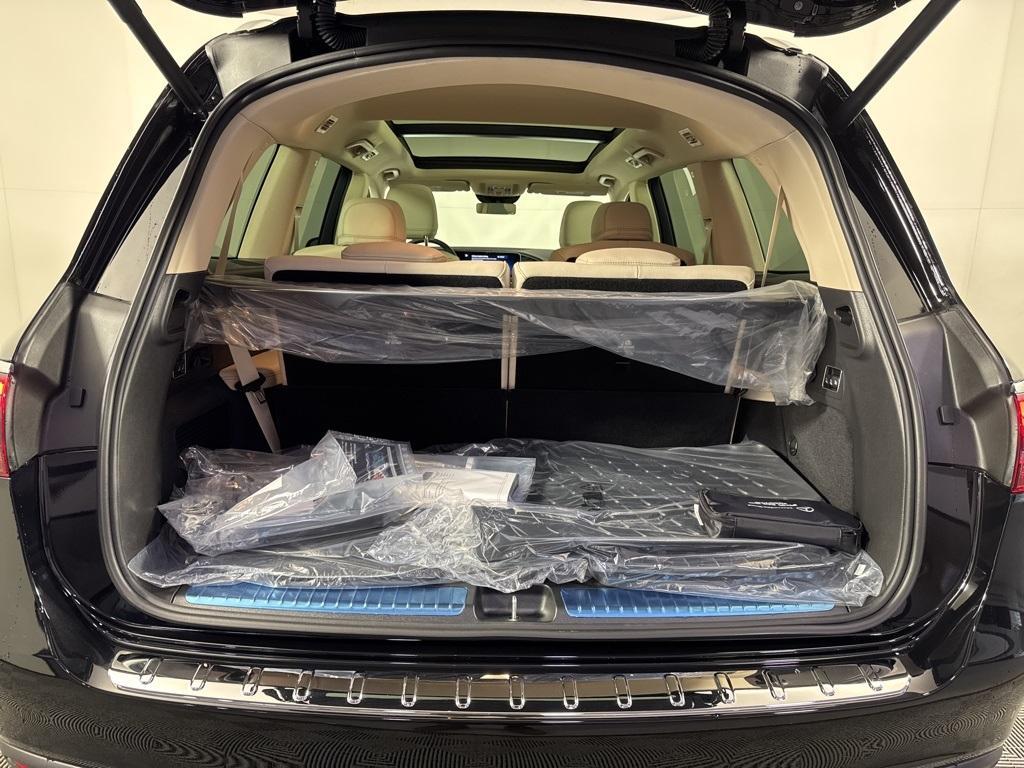 new 2025 Mercedes-Benz GLS 450 car, priced at $96,870