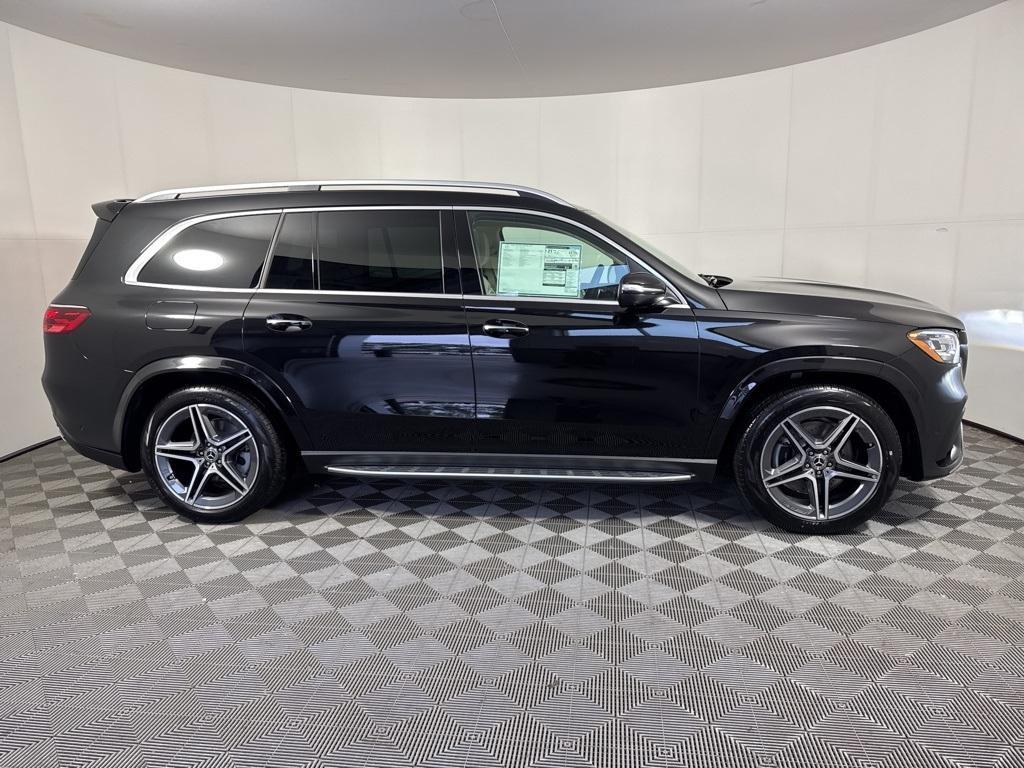 new 2025 Mercedes-Benz GLS 450 car, priced at $96,870