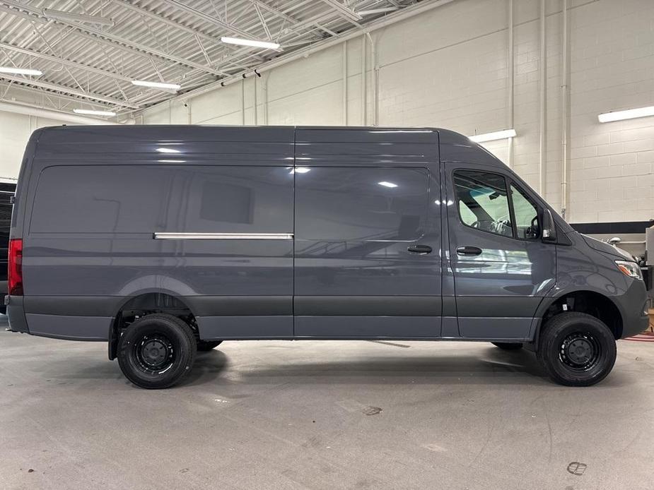 new 2024 Mercedes-Benz Sprinter 2500 car, priced at $82,624