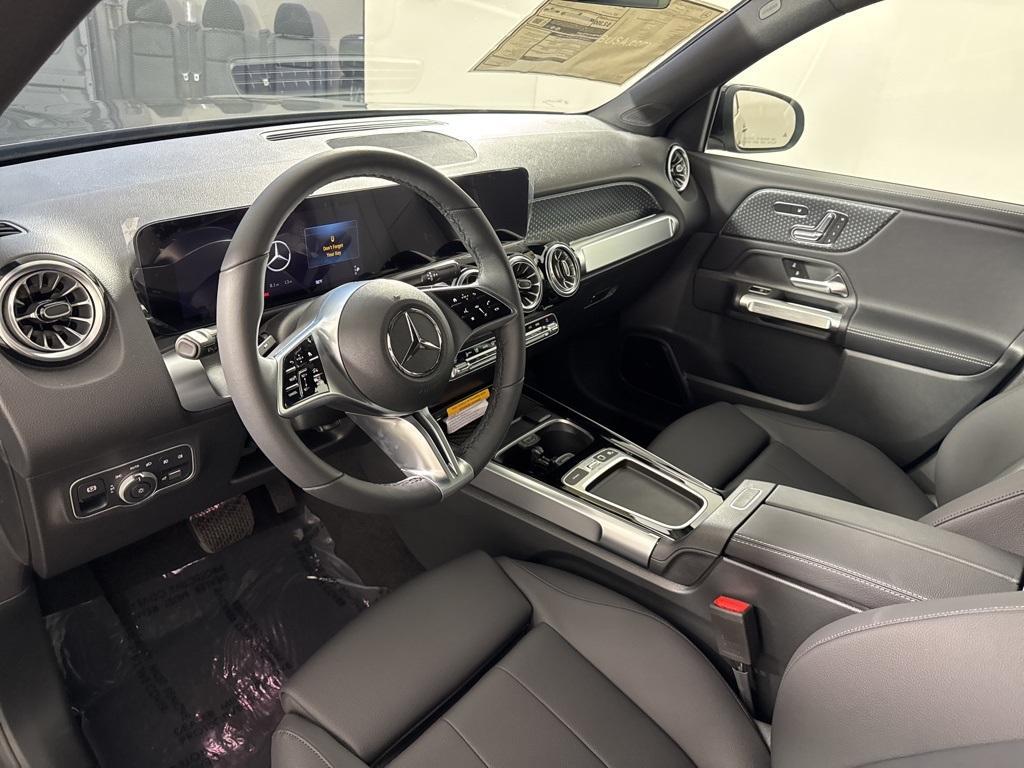 new 2026 Mercedes-Benz GLB 250 car, priced at $53,690