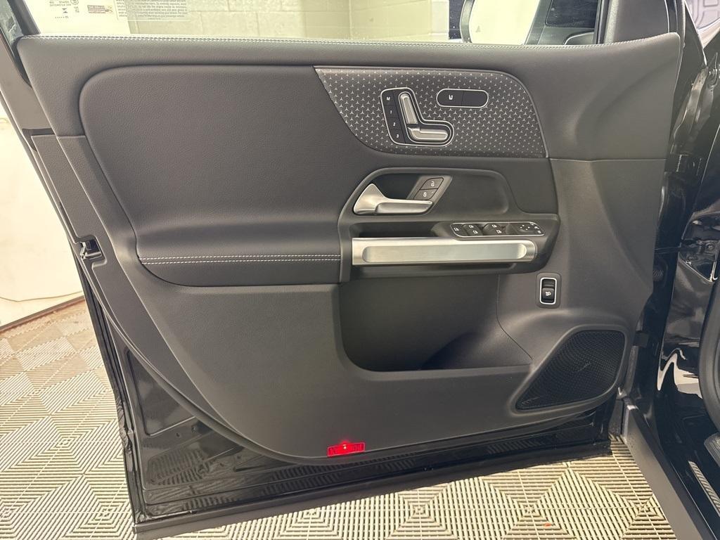 new 2026 Mercedes-Benz GLB 250 car, priced at $53,690