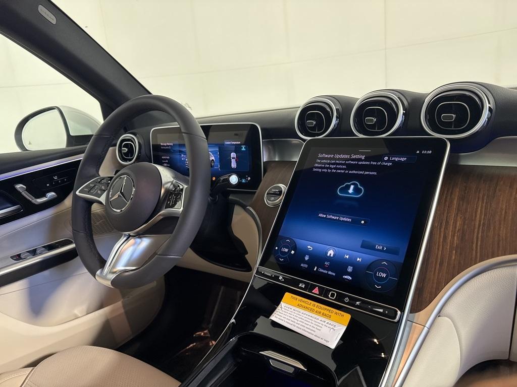 new 2025 Mercedes-Benz GLC 300 car, priced at $54,185