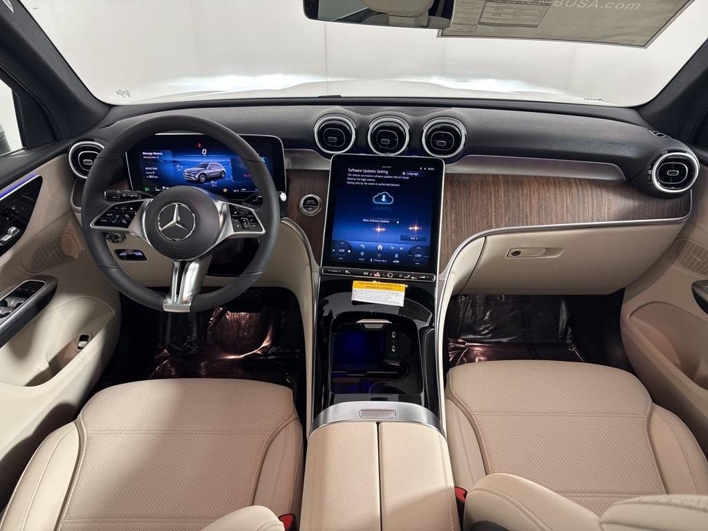 new 2025 Mercedes-Benz GLC 300 car, priced at $54,185