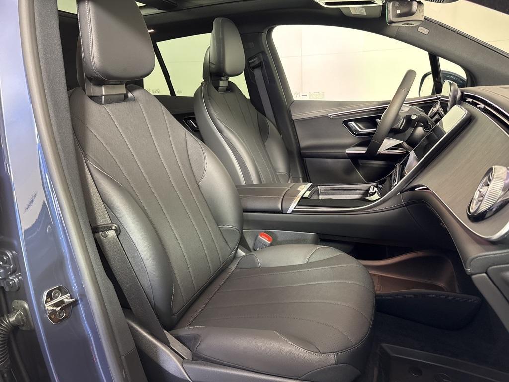 new 2025 Mercedes-Benz EQE 350 car, priced at $86,205