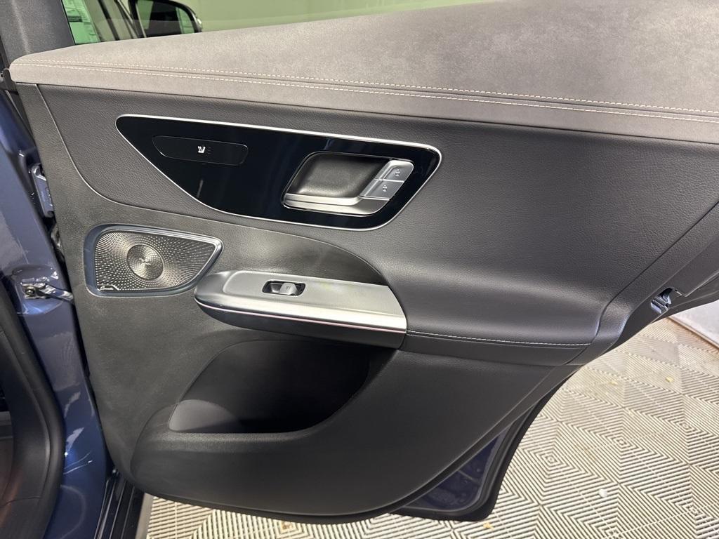 new 2025 Mercedes-Benz EQE 350 car, priced at $86,205