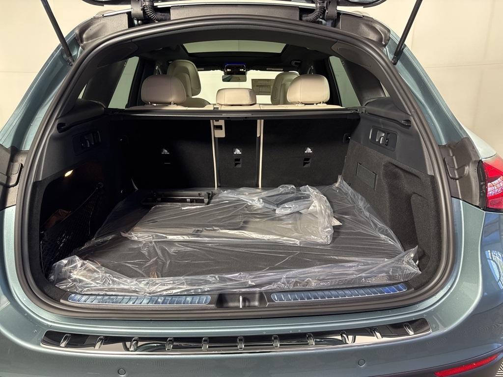 new 2026 Mercedes-Benz GLC 300 car, priced at $58,230