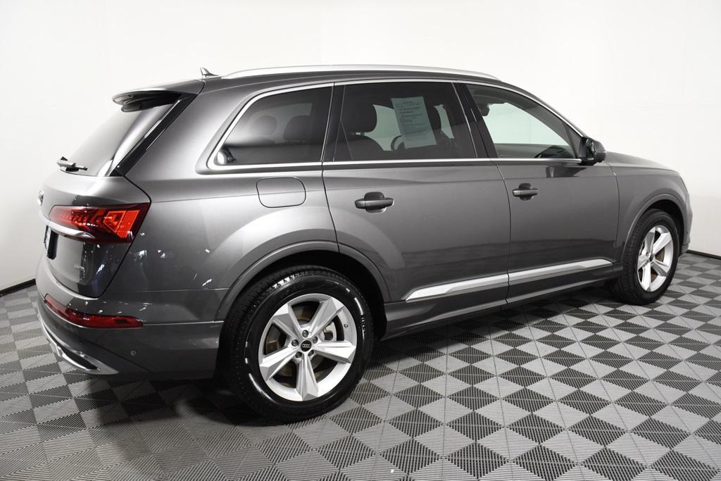 used 2024 Audi Q7 car, priced at $47,992