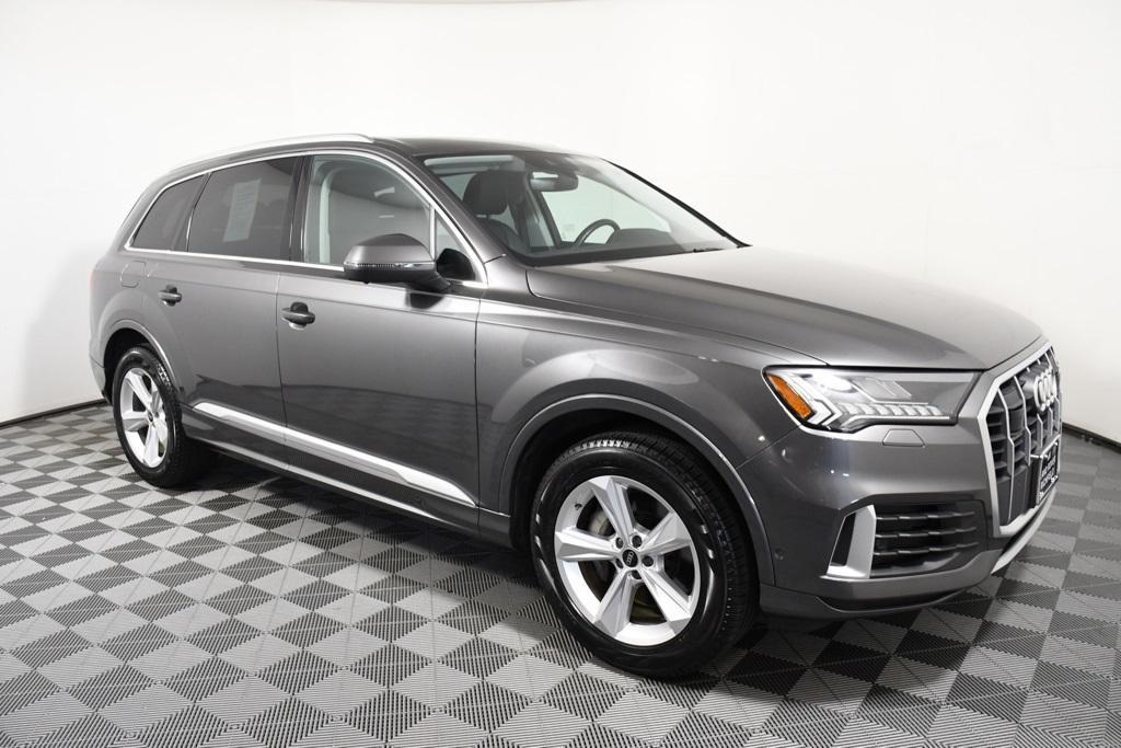 used 2024 Audi Q7 car, priced at $47,992