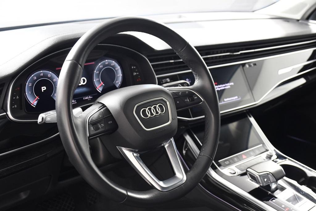 used 2024 Audi Q7 car, priced at $47,992