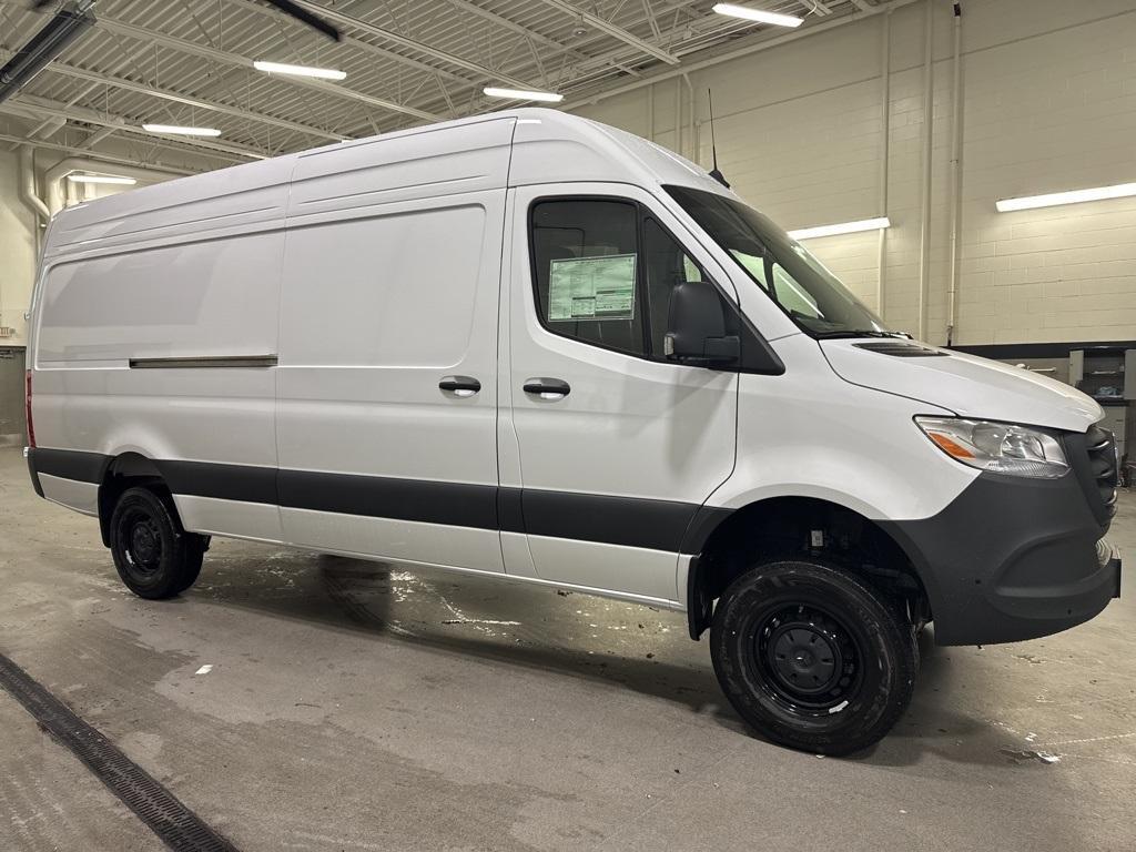 new 2025 Mercedes-Benz Sprinter 2500 car, priced at $82,425