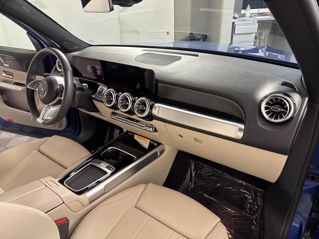used 2024 Mercedes-Benz GLB 250 car, priced at $45,987