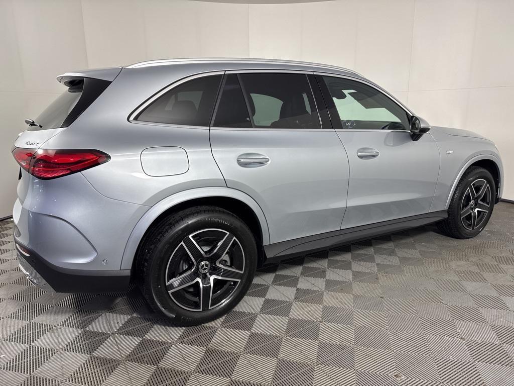 new 2025 Mercedes-Benz GLC 350e car, priced at $70,615
