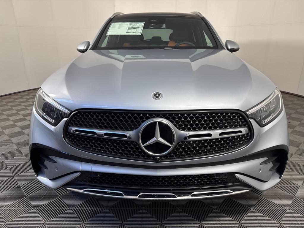 new 2025 Mercedes-Benz GLC 350e car, priced at $70,615