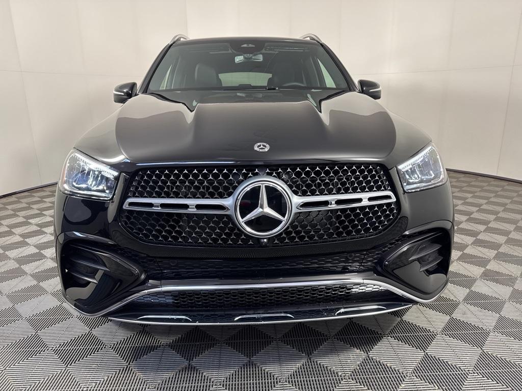 new 2025 Mercedes-Benz GLE 450 car, priced at $83,755