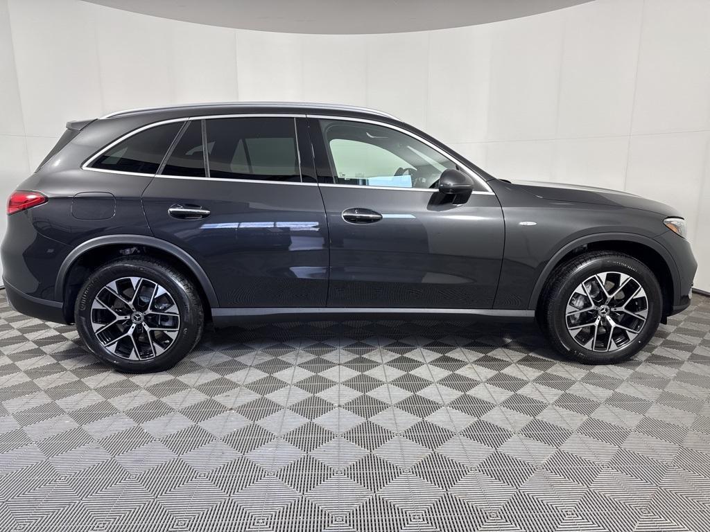 new 2025 Mercedes-Benz GLC 350e car, priced at $70,650