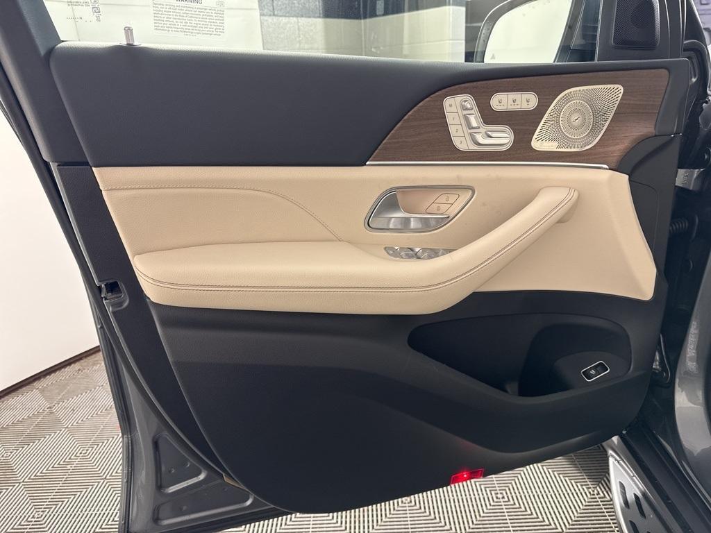 new 2026 Mercedes-Benz GLE 450 car, priced at $83,000