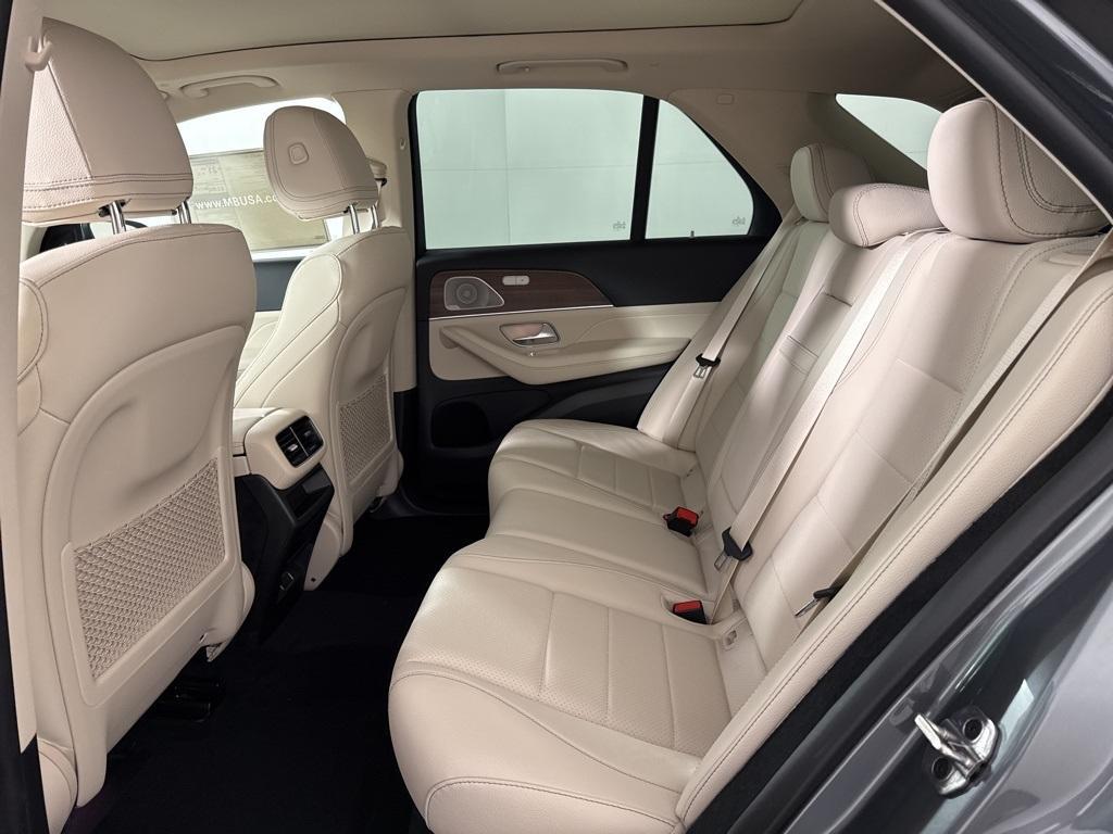 new 2026 Mercedes-Benz GLE 450 car, priced at $83,000