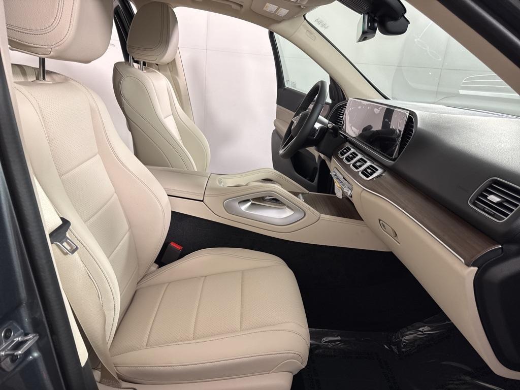 new 2026 Mercedes-Benz GLE 450 car, priced at $83,000