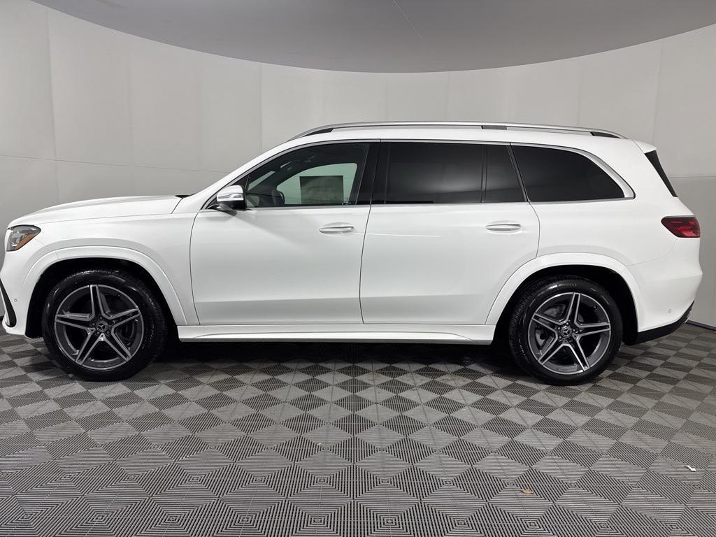 new 2025 Mercedes-Benz GLS 450 car, priced at $100,045