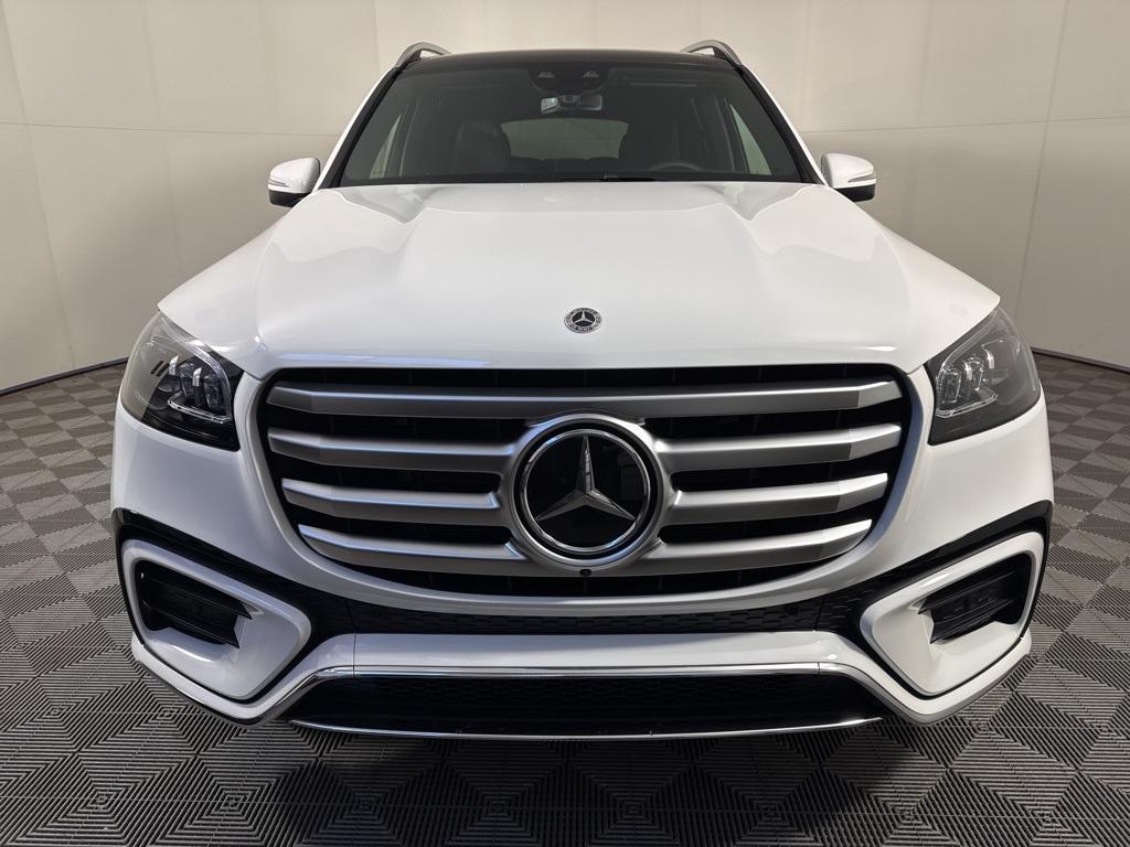 new 2025 Mercedes-Benz GLS 450 car, priced at $100,045