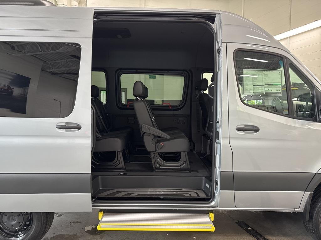 new 2025 Mercedes-Benz Sprinter 2500 car, priced at $90,124