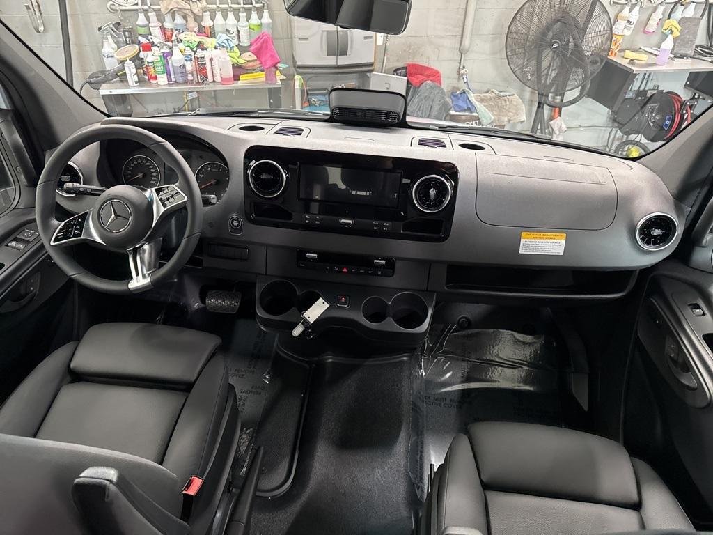 new 2025 Mercedes-Benz Sprinter 2500 car, priced at $90,124