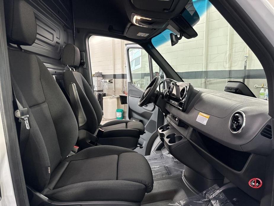 new 2025 Mercedes-Benz Sprinter 2500 car, priced at $62,965