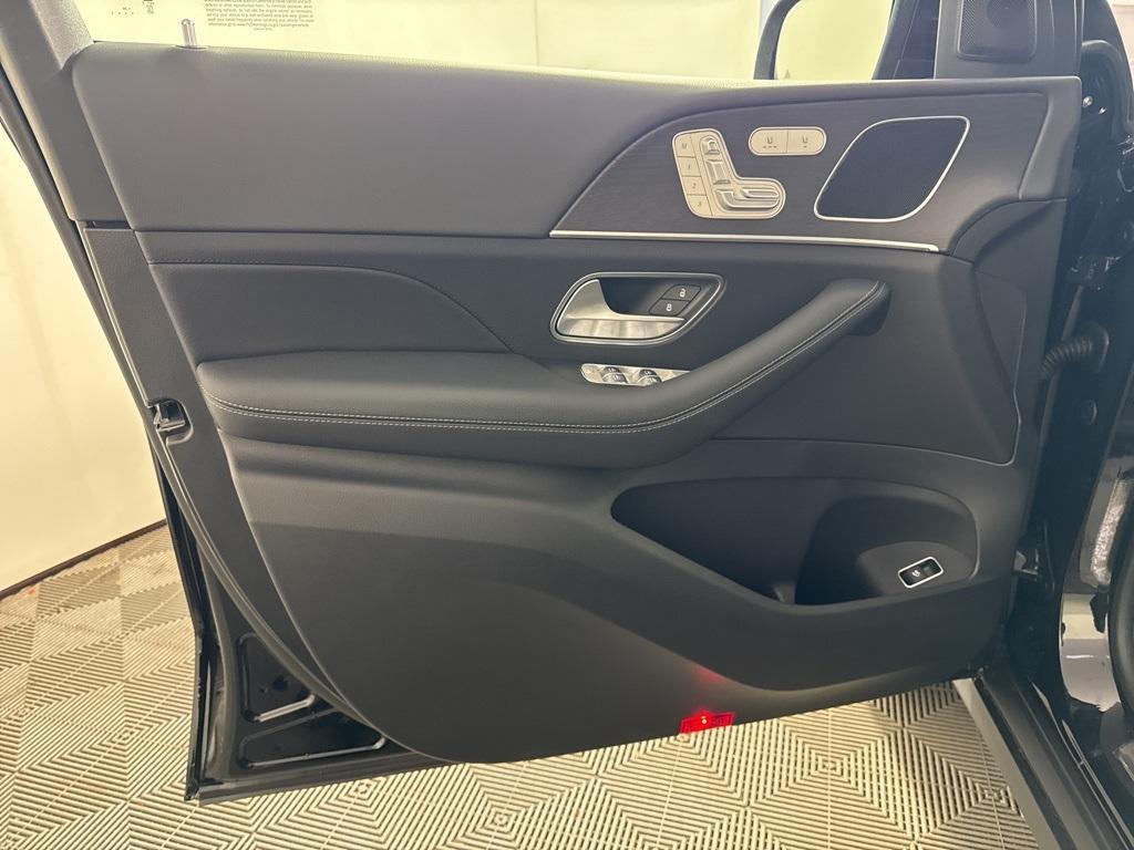 new 2026 Mercedes-Benz GLE 350 car, priced at $68,915