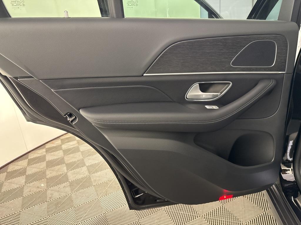 new 2026 Mercedes-Benz GLE 350 car, priced at $68,915