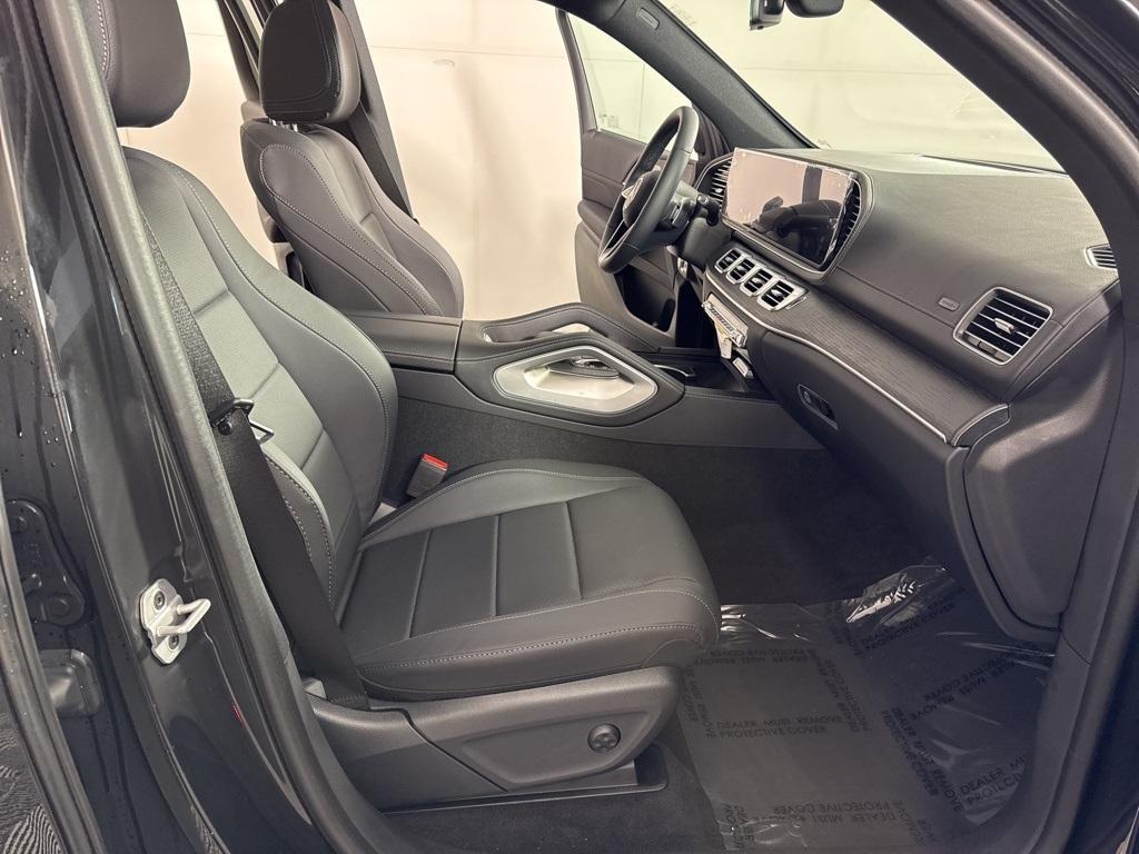 new 2026 Mercedes-Benz GLE 350 car, priced at $68,915