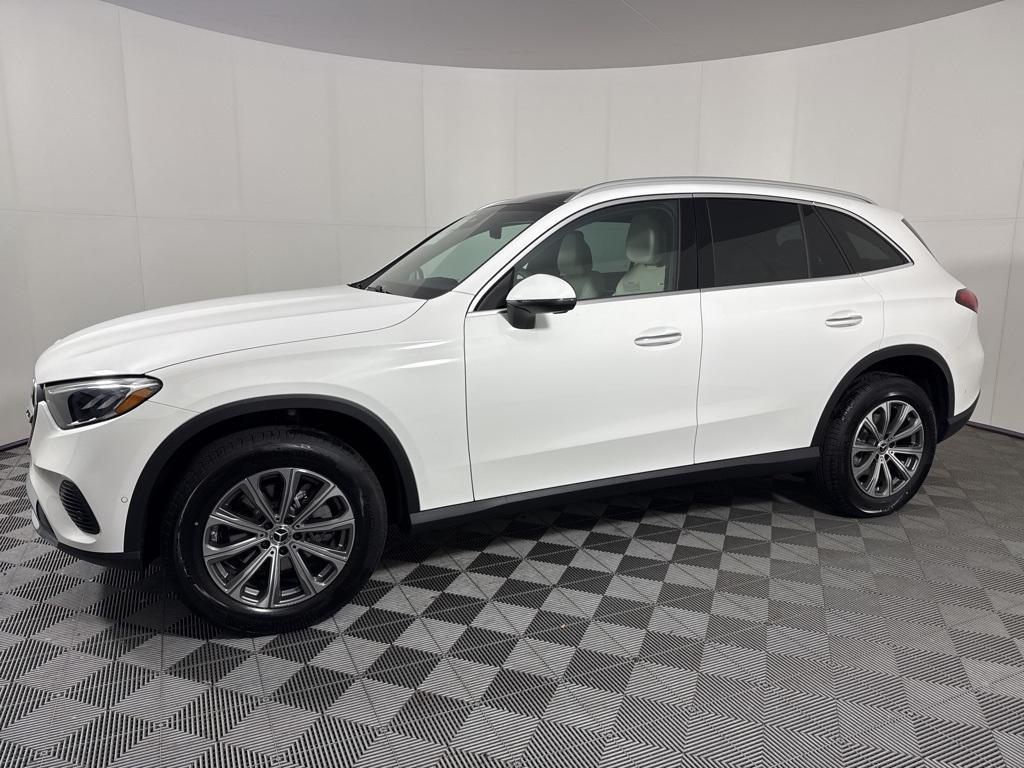 new 2025 Mercedes-Benz GLC 300 car, priced at $54,185
