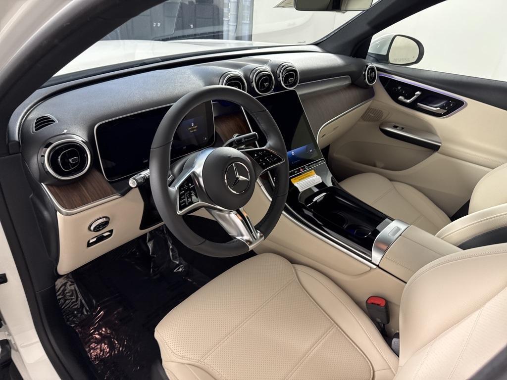 new 2025 Mercedes-Benz GLC 300 car, priced at $54,185